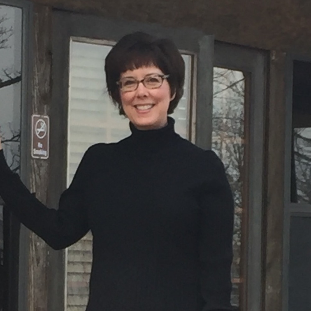 Meet your Posher, Debbie